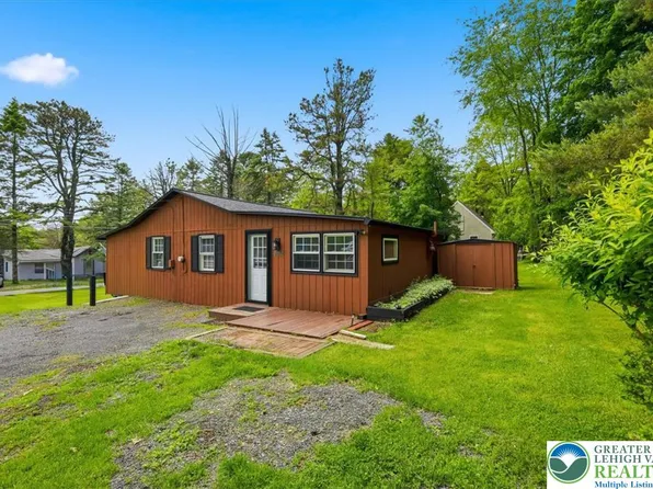 4421 Arrow Ln, Kunkletown, PA 18058
