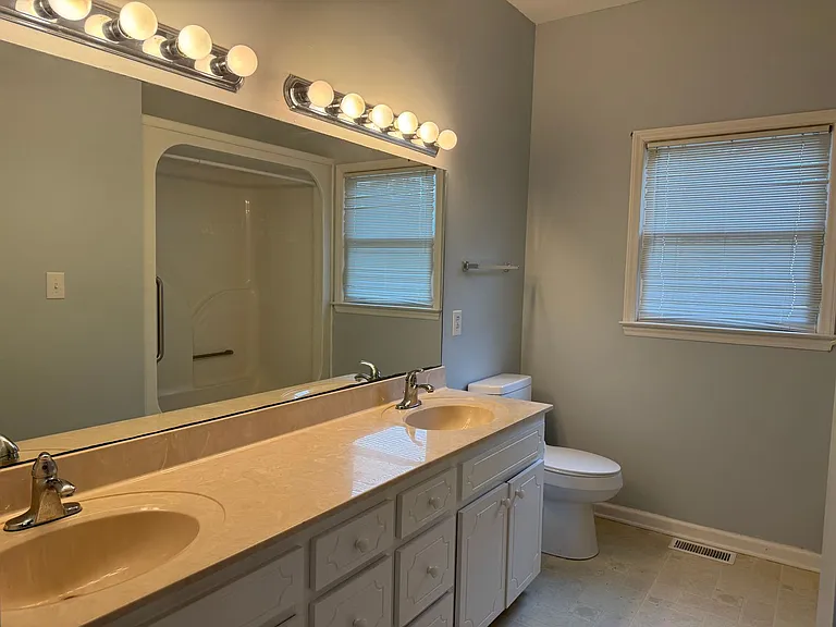 2105 Rail Ct — Photo 14