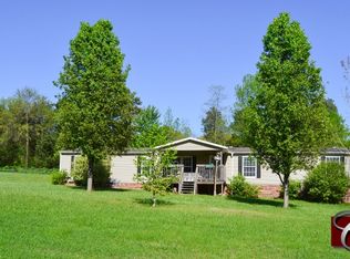 1025 Mimosa Ln, East Bend, NC 27018