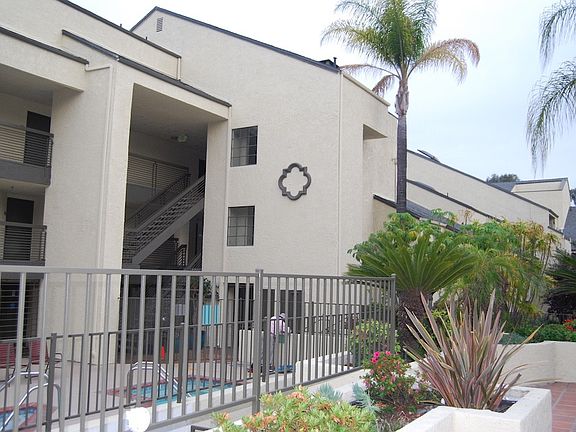 2nd image of 64 N Mar Vista Ave APT 313