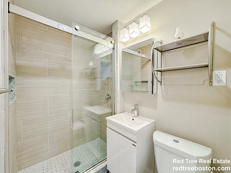 19 Town Hill St #2 — Photo 8