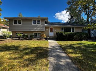 5341 Grand Ave, Downers Grove, IL 60515