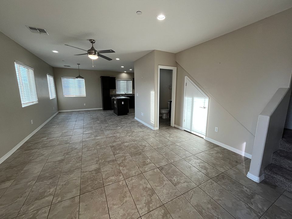 1st image of 2831 Tonto Dr #C101