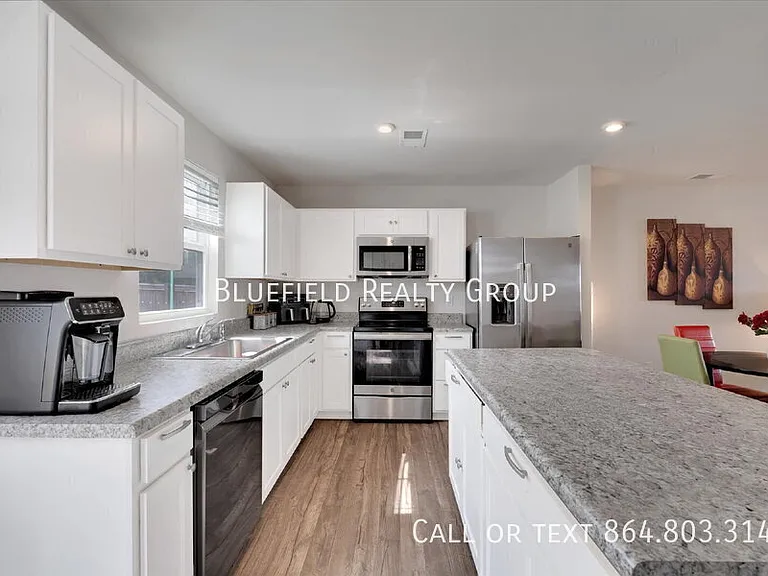 653 McCormick Ln — Photo 8