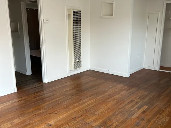 350 Van Buren St #D, Monterey, CA 93940