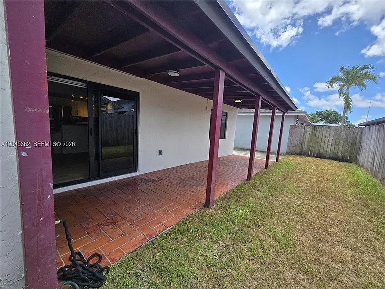 740 SW 99th Court Cir S — Photo 27
