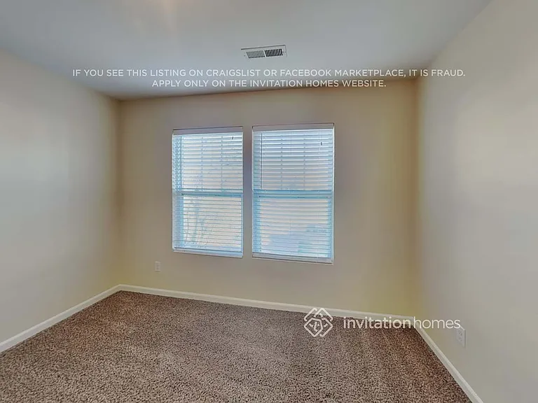 233 Aershire Ct — Photo 14