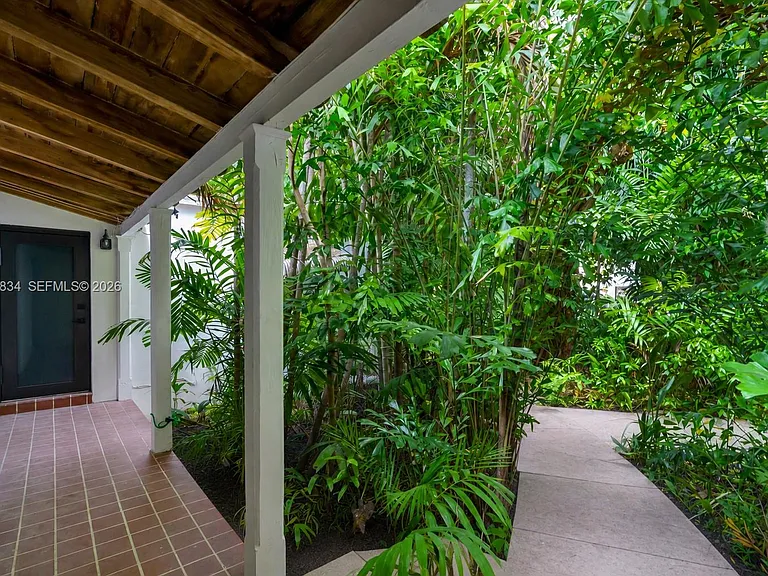 5390 Sunset Dr — Photo 20