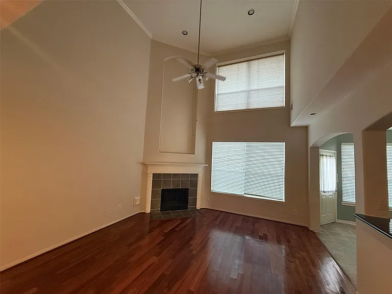 1627 Penmark Ln — Photo 9