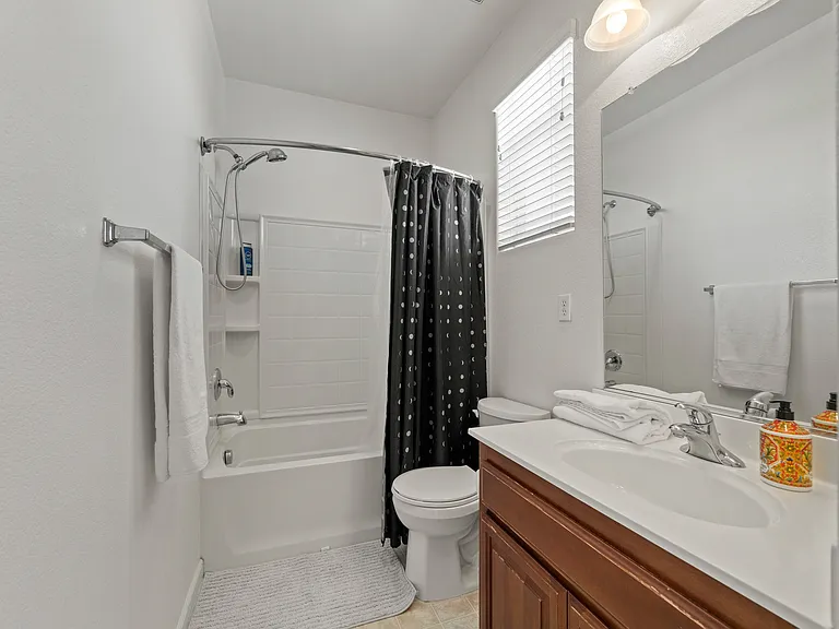 Atherstone Dr — Photo 22