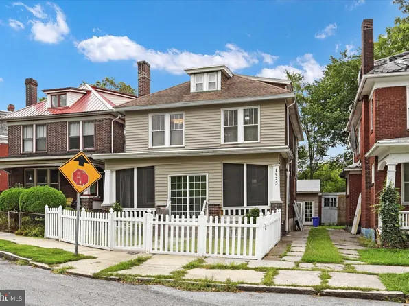 1923 Whitehall St, Harrisburg, PA 17103