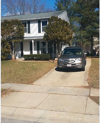 Front and Driveway for 2 cars!