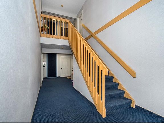 3rd image of 27097 Oakwood Cir APT 107Z
