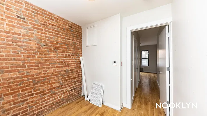 Rented by Nooklyn NYC LLC | media 8