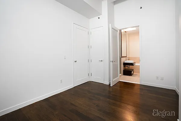 Rented by Elegran | media 12