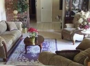 1565 Country Club Dr, Riverside, CA 92506