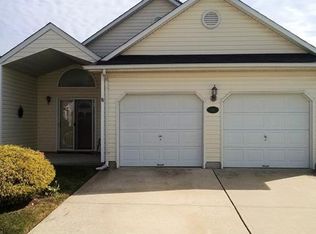 39 Highland Dr, Manahawkin, NJ 08050