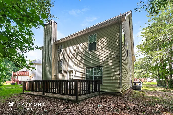 770 Marcus Nyah Ct — Photo 3