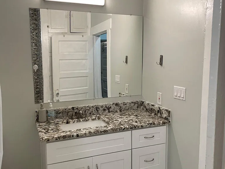 2560 S University Dr — Photo 10