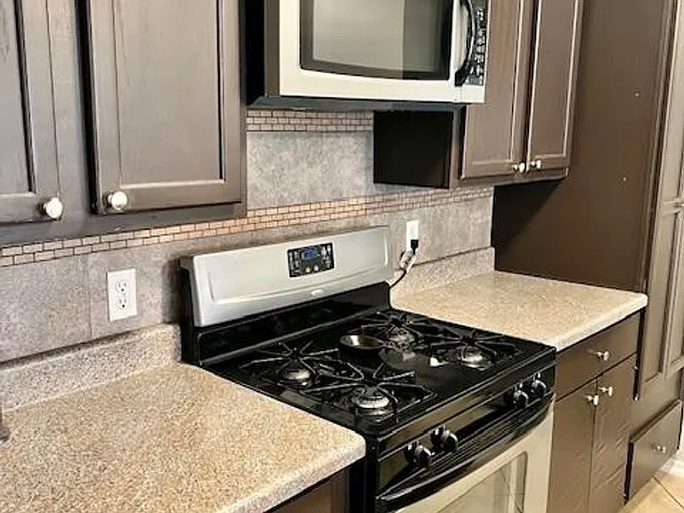 8006A Pinedale Cv — Photo 8