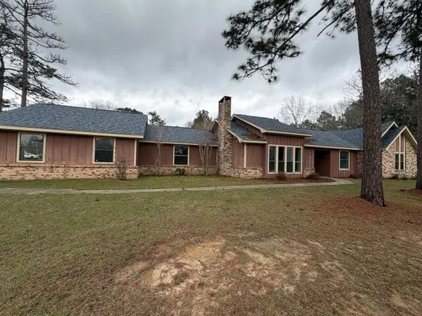 1381 Highway 42, Petal, MS 39465