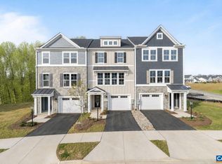 3026 Farrow Cir, Charlottesville, VA 22901