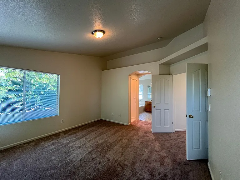 2821 Babson Dr — Photo 17