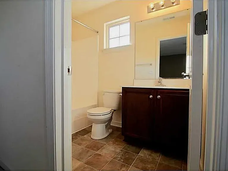 24 Zenith Loop — Photo 19