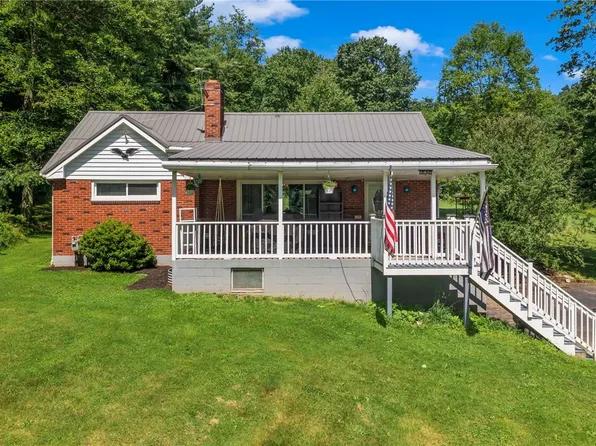 212 Park Hill Rd, Baden, PA 15005