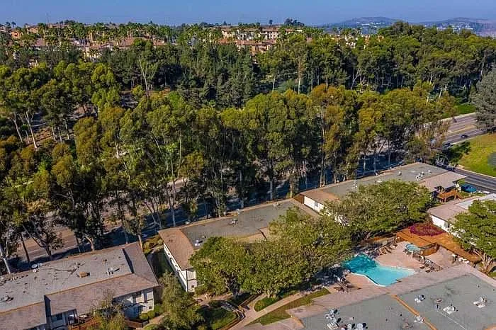 6390 Rancho Mission Rd #213 — Photo 17