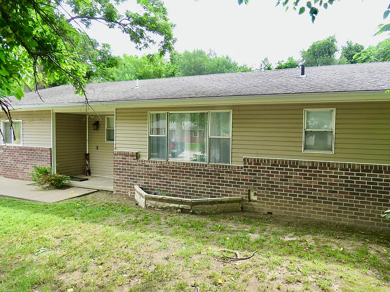913 N Tennessee Ave — Photo 1