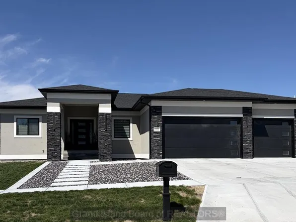 3109 Lakeview Ave, Hastings, NE 68901