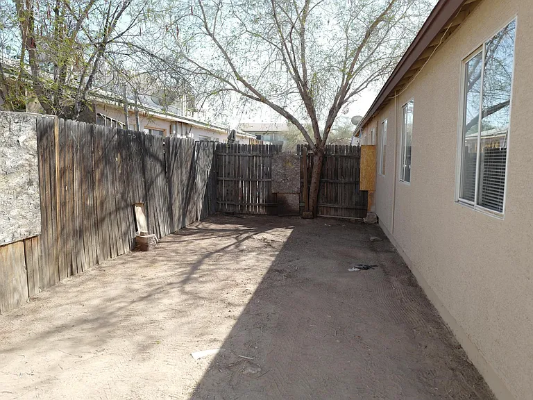 1722 W Carol Ave #2 — Photo 21