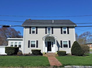 45 Wilbur Ave, Dartmouth, MA 02747