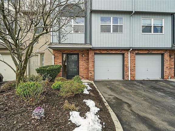 2nd image of 5 Wyndham Ct
