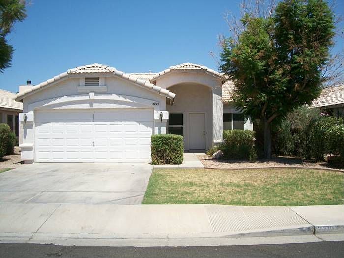 1st image of 2719 S Sawyer Cir