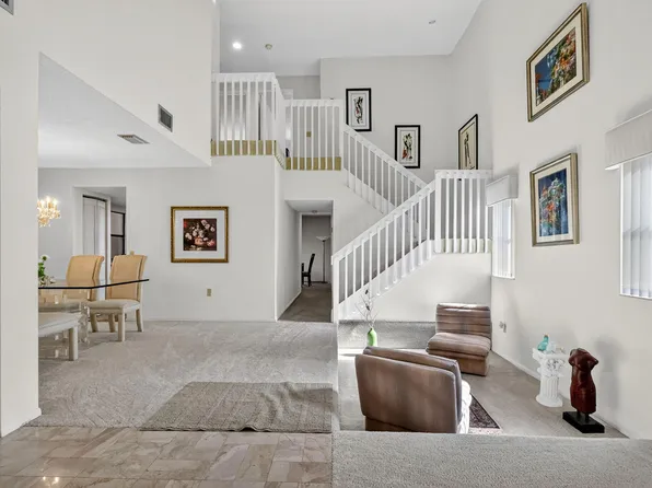 17349 NW 62nd Place S, Hialeah, FL 33015