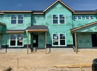 6833 Old Town Square Blvd NE #42, Rockford, MI 49341