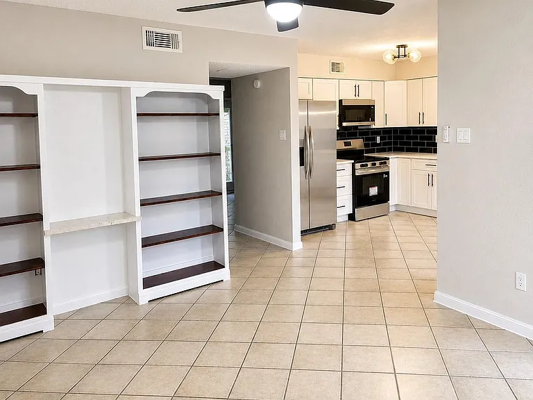 6106 W Airport Blvd #18 — Photo 5