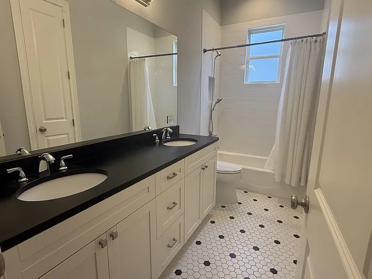 636 SW 128th Ter — Photo 20