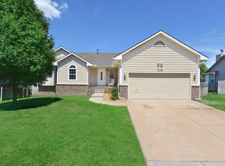 2116 N Malcolm St, Wichita, KS 67208