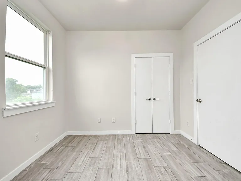 4228 Bellfort St — Photo 32