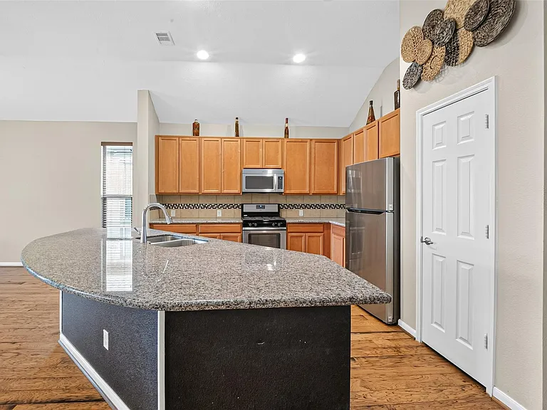 16419 Sheffield Run Dr — Photo 17