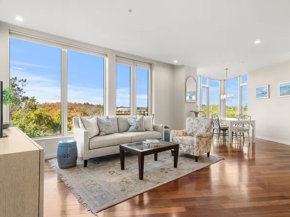 40 Nouvelle Way Unit N551, Natick, MA 01760