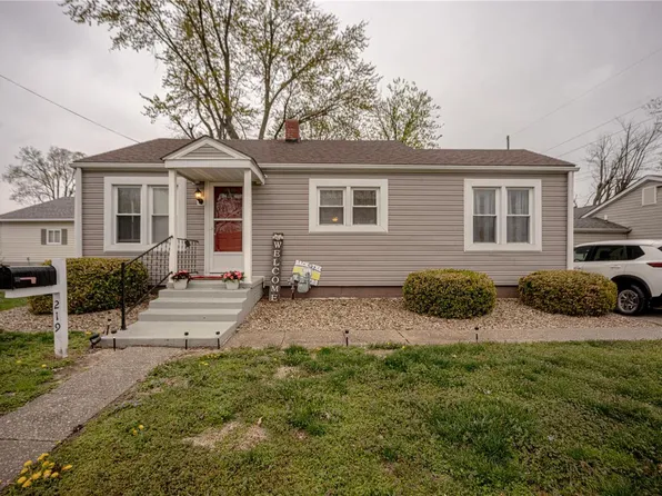 219 W County Rd, Jerseyville, IL 62052