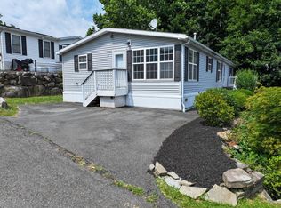 25 Thamsen Dr, Stony Point, NY 10980