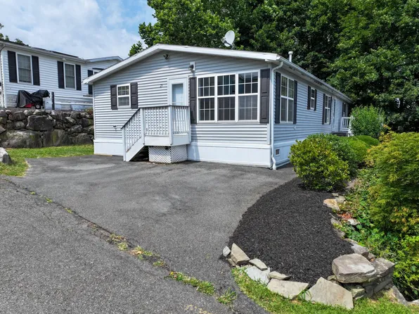 25 Thamsen Drive, Stony Point, NY 10980