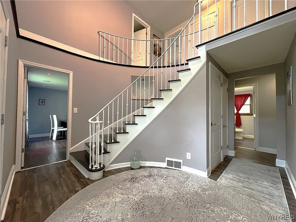 8100 Stahley Rd, East Amherst, NY 14051 Zillow