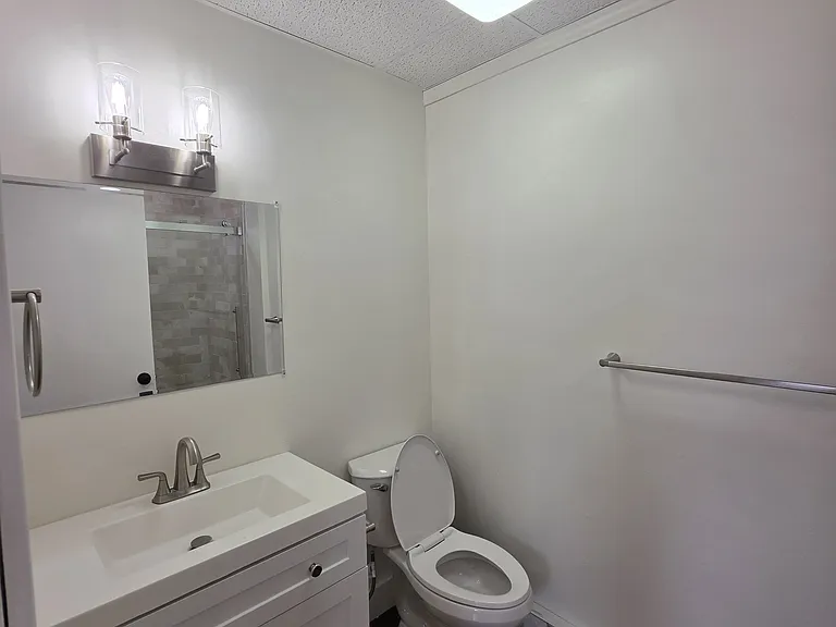 158 Main St #3 — Photo 2