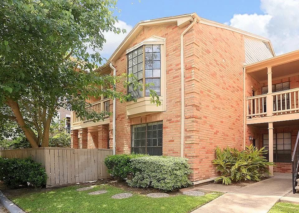 1st image of 2255 Braeswood Park Dr APT 282
